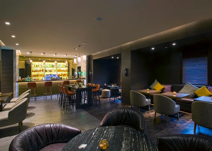 Grayton Hotel By Blazon Hotels